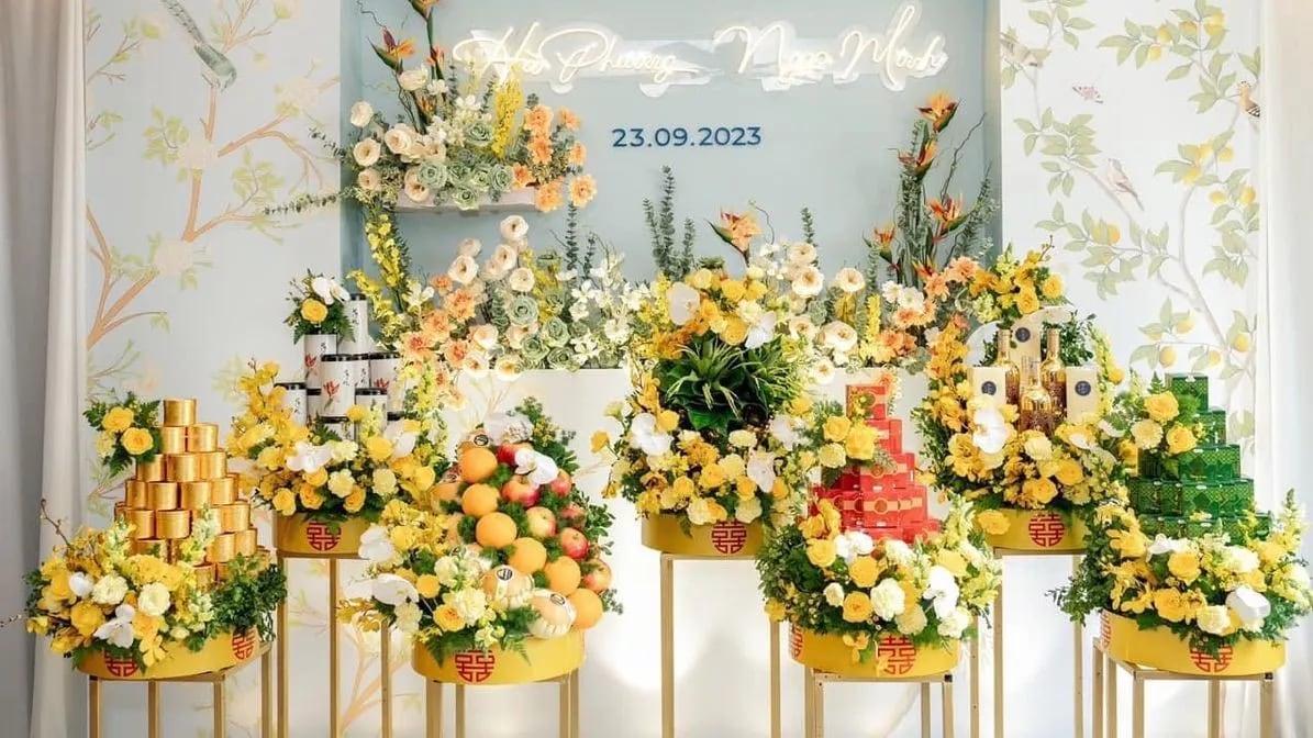 This is usually called “trap”, and are prepared carefully by the groom’s family 